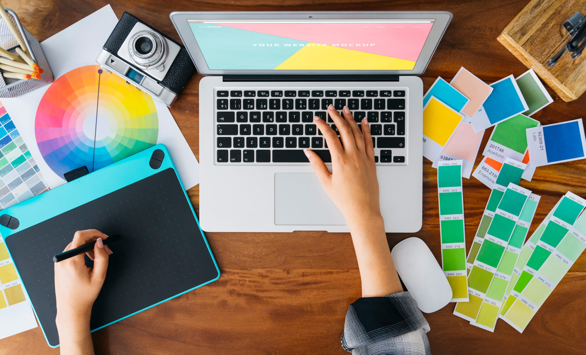 Renda Extra com Design Gráfico: transforme criatividade em lucro